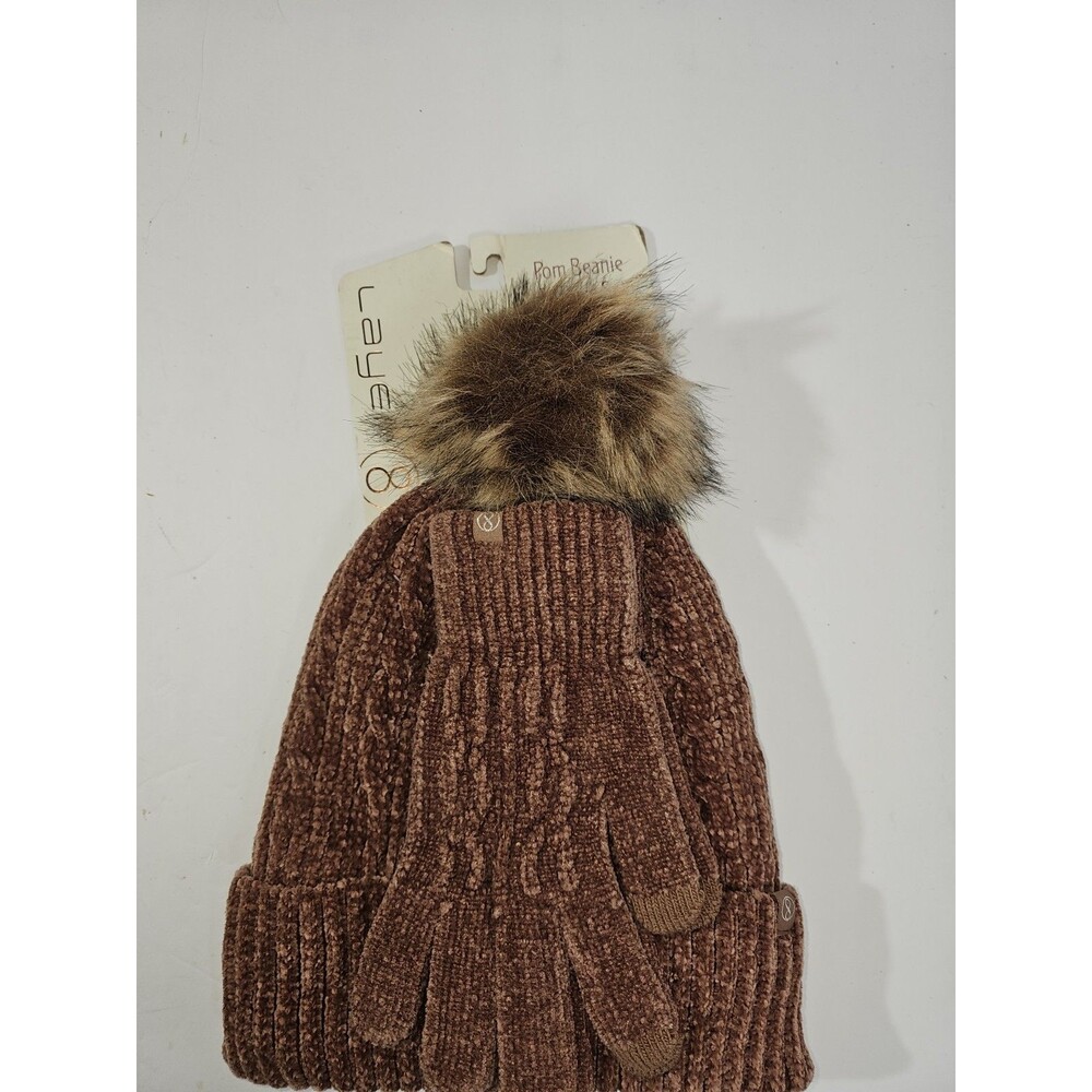 Layer 8 Chenille Knit Pom Beanie Hat and Glove Set Rust New!